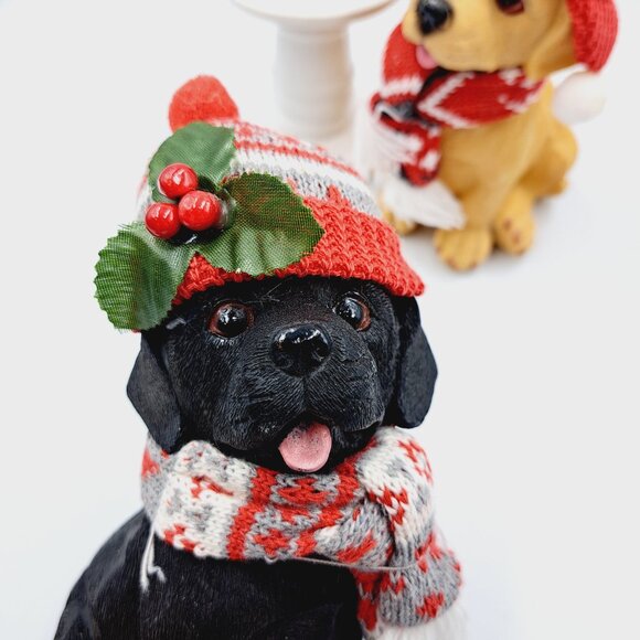Pair of Resin Winter Holiday Golden Lab and Black Lab Puppies Figures - Picture 3 of 7
